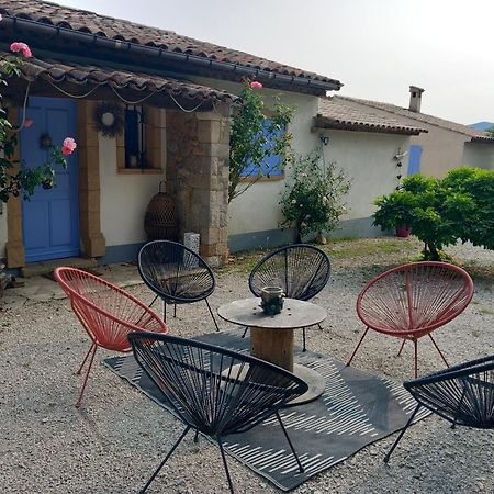 Gite La Mountagna Peyroules Exterior photo